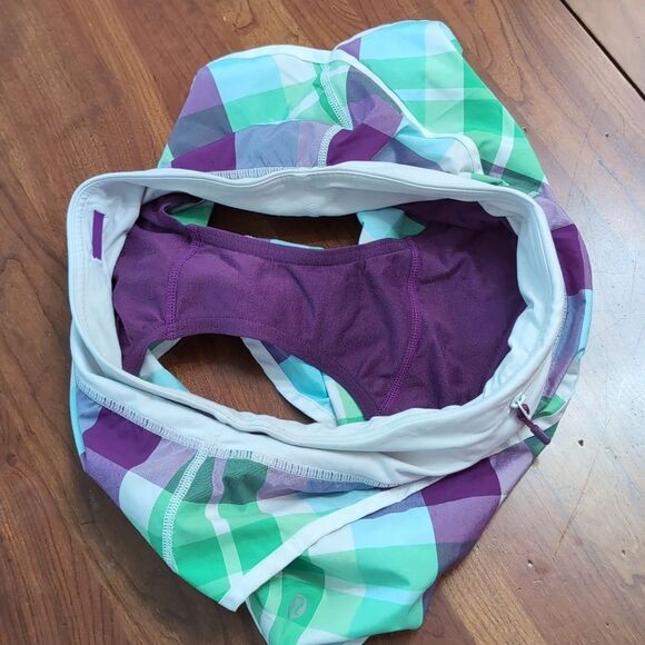 Lululemon Plaid Speed Shorts Sz 4 - Picture 5 of 8